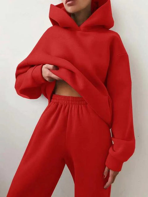 Stay Cozy and Chic This Winter with Our Oversized Two-Piece Tracksuit for Women - Sweatshirt & Trouser Set