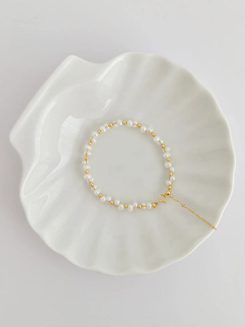 Baby'S Breath Pearl Bracelet