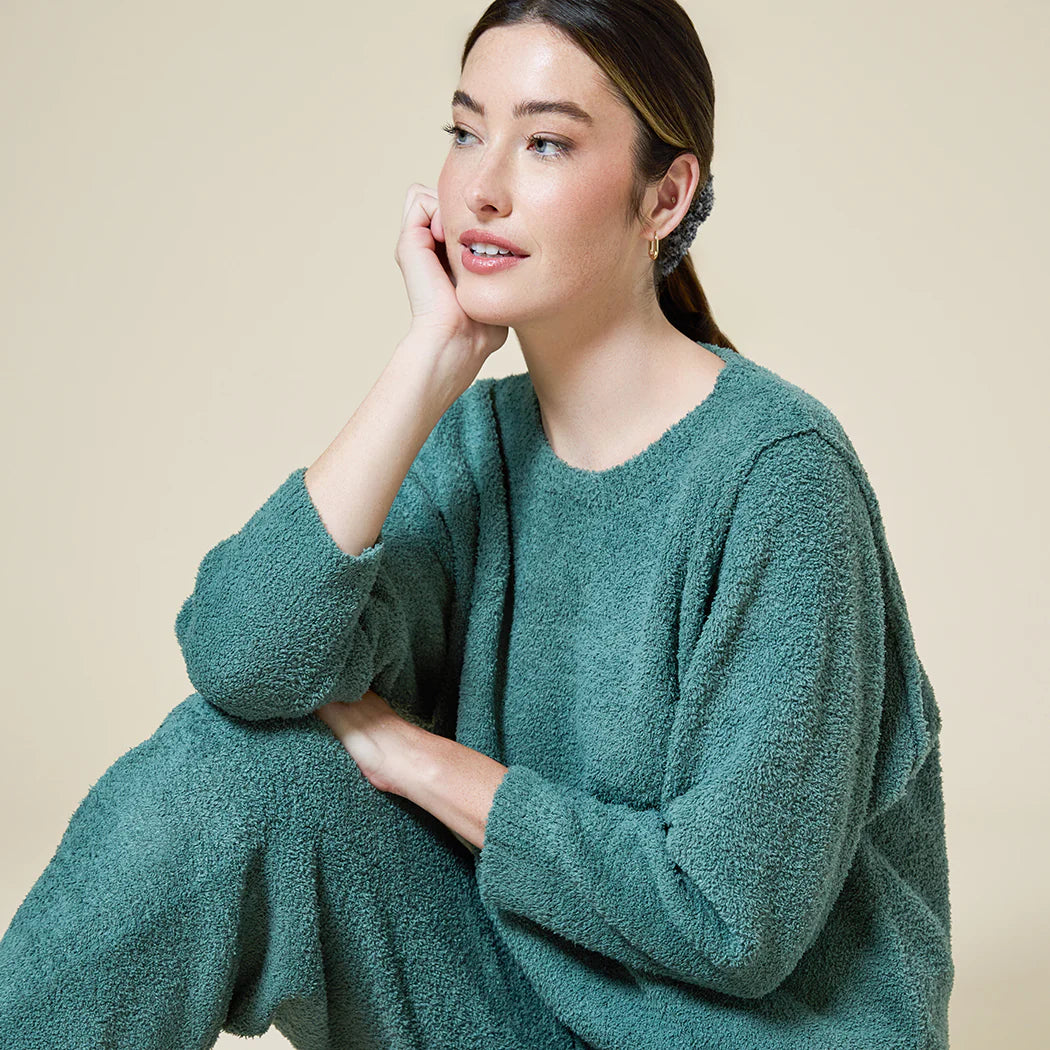 Solid Marshmallow Reverse Seam Crew Neck Lounge Set with Bracelet Sleeve