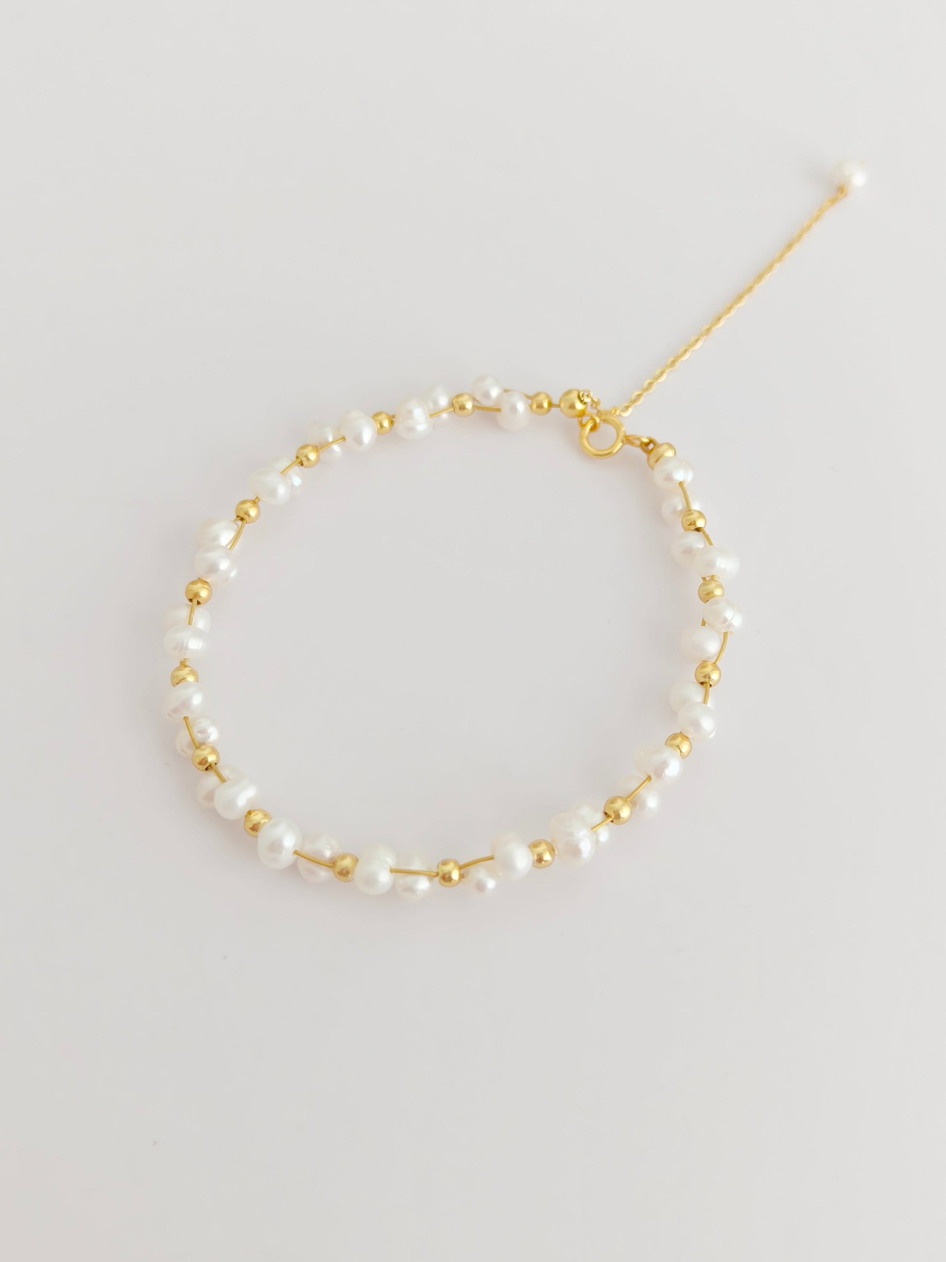 Baby'S Breath Pearl Bracelet